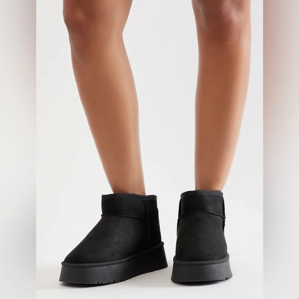 Wild Diva Black Platform Ankle Boots/Booties‎ | NEW/NIB!!🖤🖤